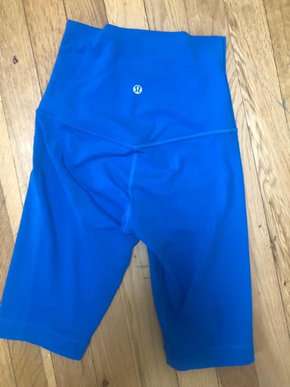 Lululemon Blue Athletic Shorts Wunder Train Size XS Like New - Picture 2 of 6